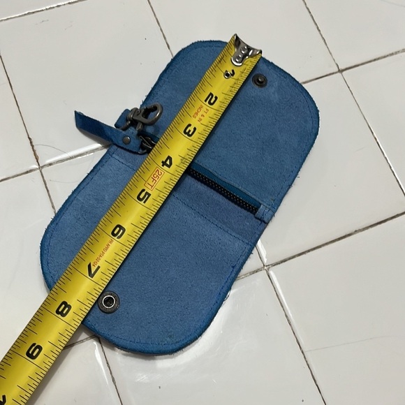 Free People Studded Clip On Wallet Blue Suede New - Picture 9 of 16